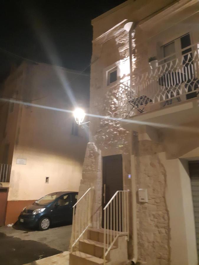 Muricis Santeramo in Colle Luaran gambar